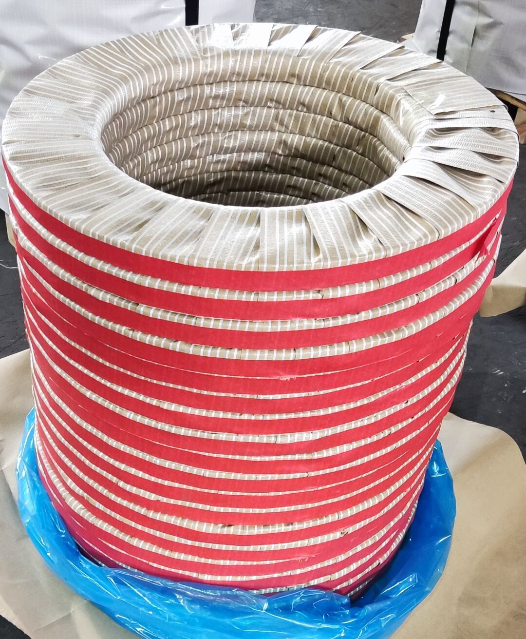 Black painted waxed steel strapping(图4) Black painted waxed steel strapping(图4)